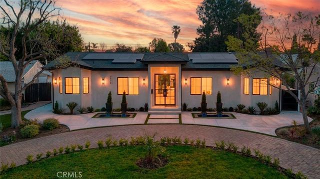 7714 Lasaine Avenue, Northridge, CA 91325