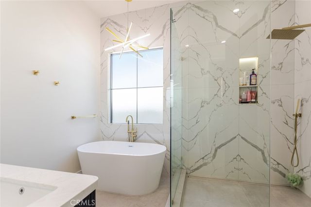 7714 Lasaine Avenue, Northridge, CA 91325