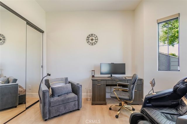 7714 Lasaine Avenue, Northridge, CA 91325