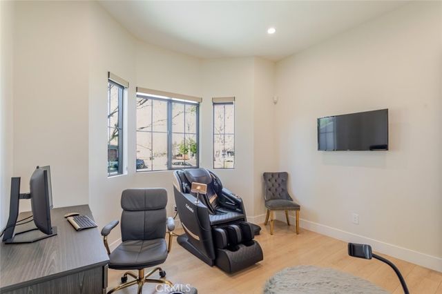 7714 Lasaine Avenue, Northridge, CA 91325
