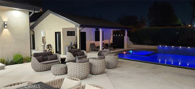 7714 Lasaine Avenue, Northridge, CA 91325