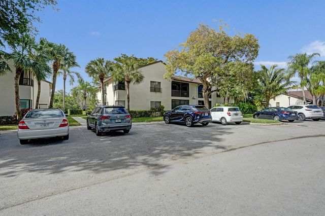 2541 N Carambola Circle 1832, Coconut Creek, FL 33066