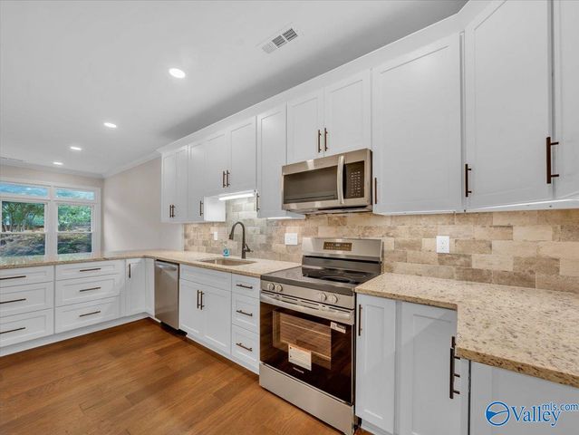 15057 Ashmont Blvd SE, Huntsville, AL 35803