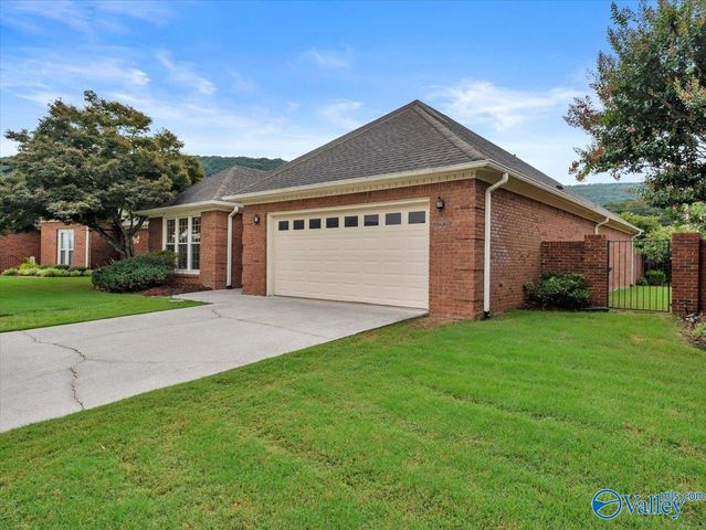15057 Ashmont Blvd SE, Huntsville, AL 35803