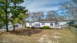 769 Driftwood Drive, Hampstead, NC 28443
