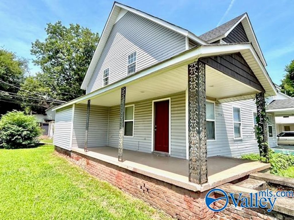 3512 Triana Blvd, Huntsville, AL 35805
