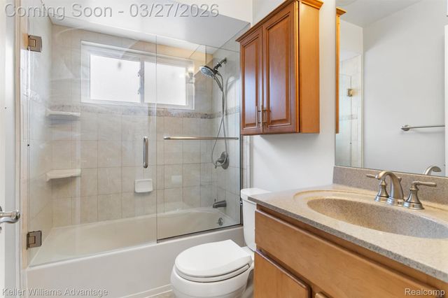 805 Butternut Avenue, Royal Oak, MI 48073