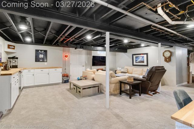 805 Butternut Avenue, Royal Oak, MI 48073