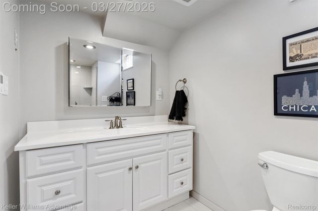 805 Butternut Avenue, Royal Oak, MI 48073