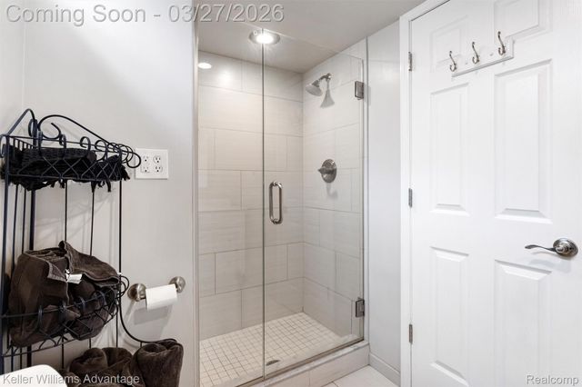 805 Butternut Avenue, Royal Oak, MI 48073