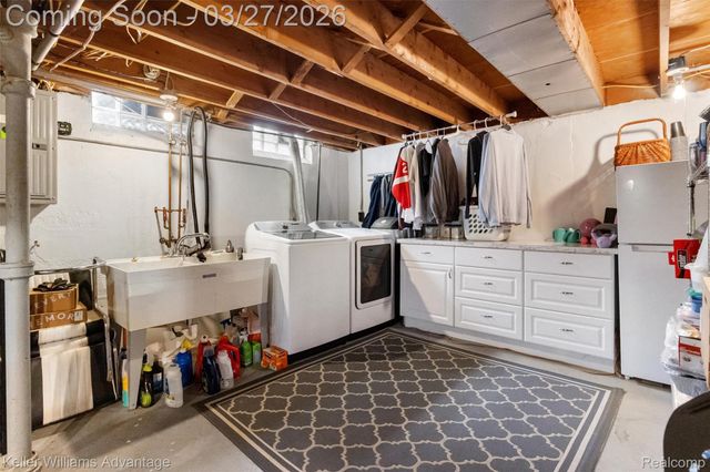 805 Butternut Avenue, Royal Oak, MI 48073