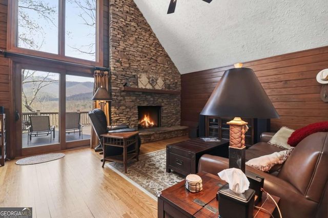 115 Chestnut Oak Point, Big Canoe, GA 30143