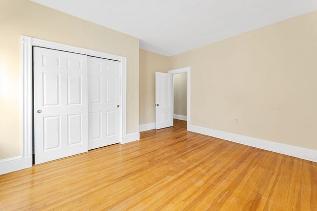 221 Belgrade Ave 2, Boston, MA 02131