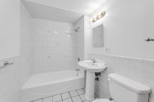 221 Belgrade Ave 2, Boston, MA 02131