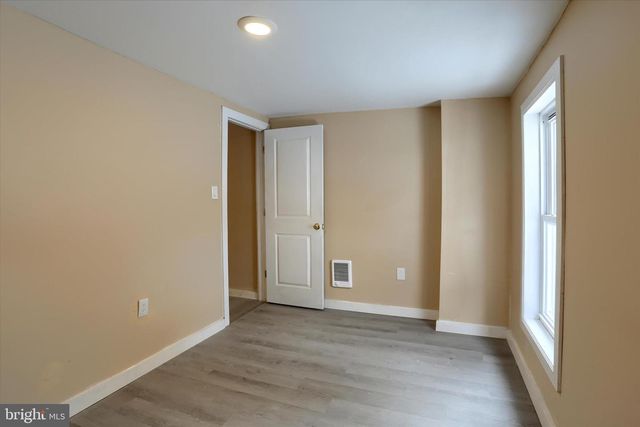 201 MARKET ST, Cumbola, PA 17930