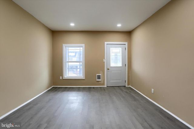 201 MARKET ST, Cumbola, PA 17930