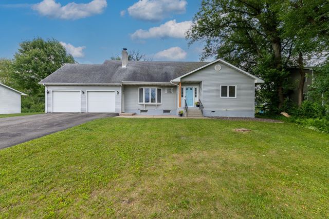 23895 Granada Avenue N, Forest Lake, MN 55025
