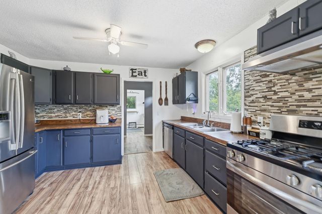 23895 Granada Avenue N, Forest Lake, MN 55025