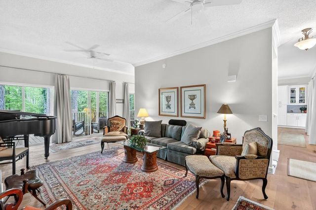 8012 Beachwood Drive, Murrayville, GA 30564
