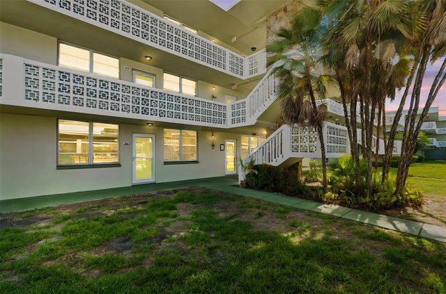 4705 1ST STREET NE 138, St Petersburg, FL 33703