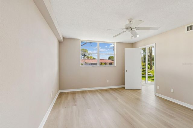 4705 1ST STREET NE 138, St Petersburg, FL 33703