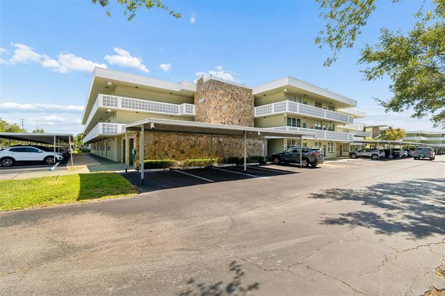 4705 1ST STREET NE 138, St Petersburg, FL 33703