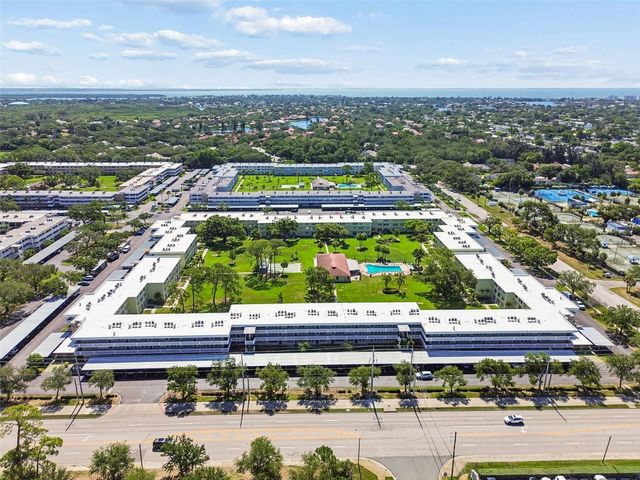 4705 1ST STREET NE 138, St Petersburg, FL 33703