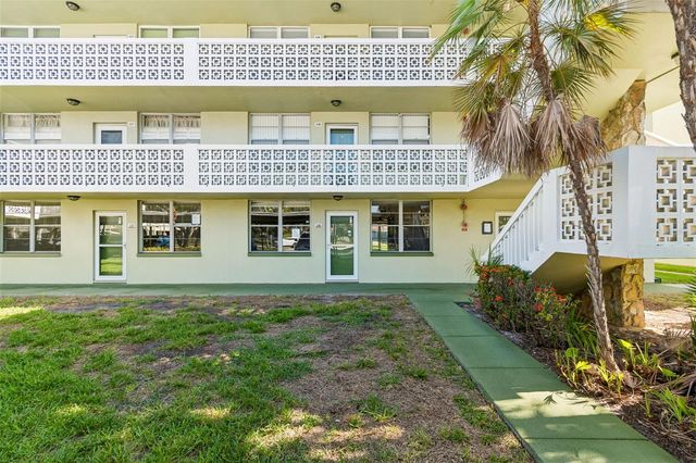 4705 1ST STREET NE 138, St Petersburg, FL 33703