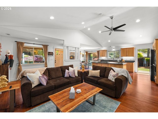 3985 Sw 102ND Ave, Beaverton, OR 97005