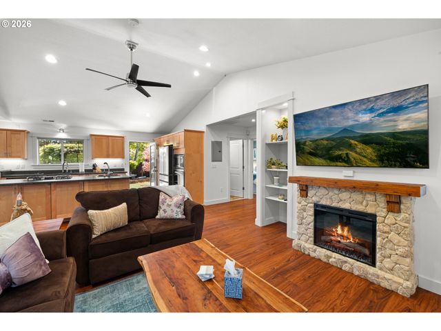 3985 Sw 102ND Ave, Beaverton, OR 97005