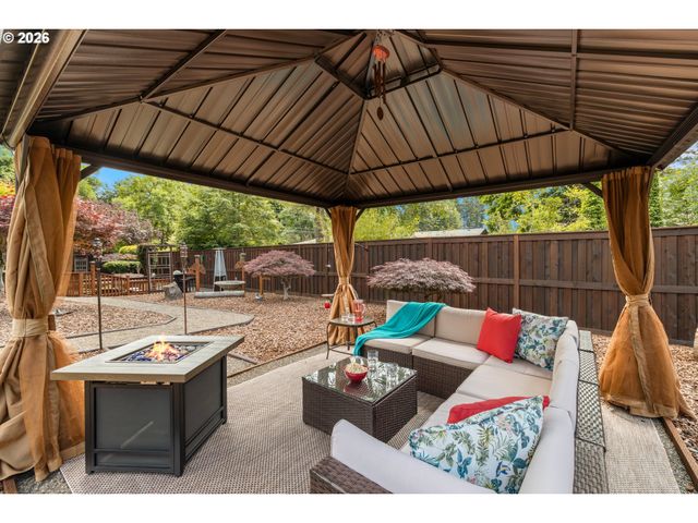 3985 Sw 102ND Ave, Beaverton, OR 97005