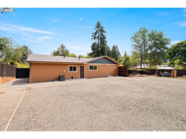 3985 Sw 102ND Ave, Beaverton, OR 97005