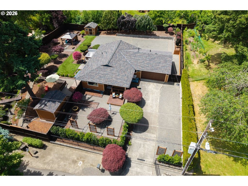 3985 Sw 102ND Ave, Beaverton, OR 97005