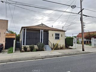 1346 W Century, Los Angeles, CA 90044