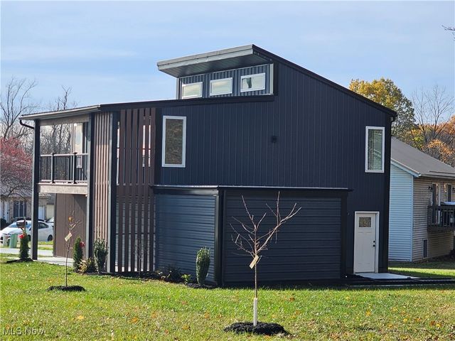 2632 Peach Lane, Wooster, OH 44691