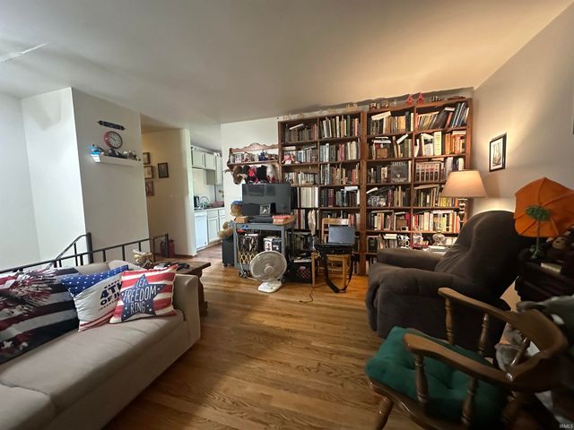 3721 W Tapp Road, Bloomington, IN 47403