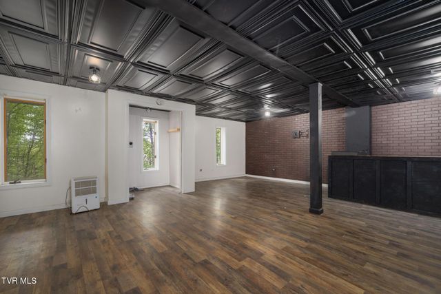 704 Stuffle Street, Kingsport, TN 37660