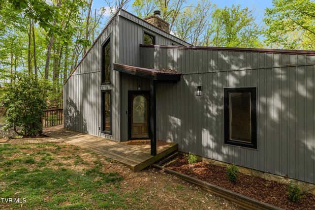 704 Stuffle Street, Kingsport, TN 37660