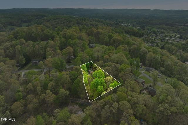 704 Stuffle Street, Kingsport, TN 37660