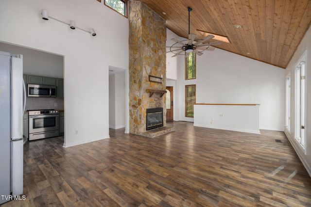 704 Stuffle Street, Kingsport, TN 37660