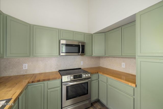 704 Stuffle Street, Kingsport, TN 37660