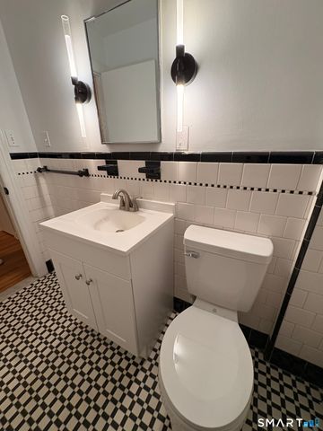 7 Rourke Avenue, Southington, CT 06489