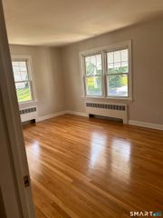 7 Rourke Avenue, Southington, CT 06489