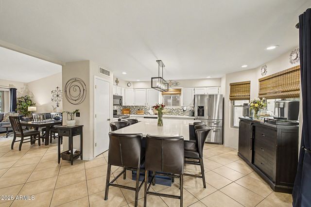 6612 N 90TH Avenue, Glendale, AZ 85305