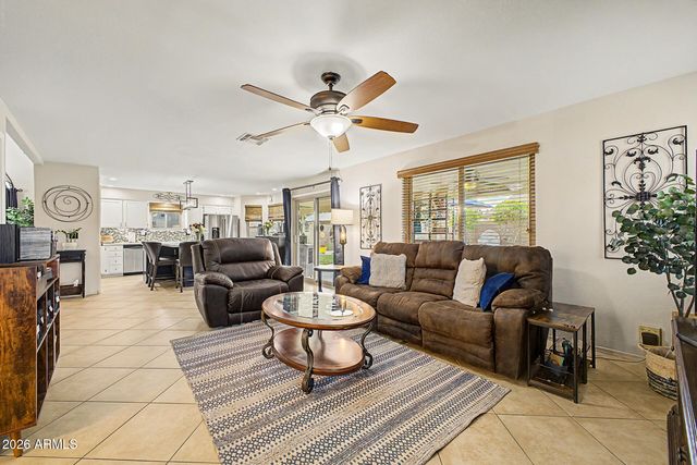 6612 N 90TH Avenue, Glendale, AZ 85305