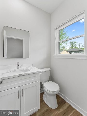 427 ALMONESSON RD, Blackwood, NJ 08012