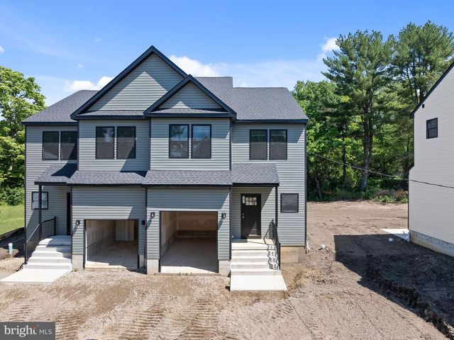 427 ALMONESSON RD, Blackwood, NJ 08012