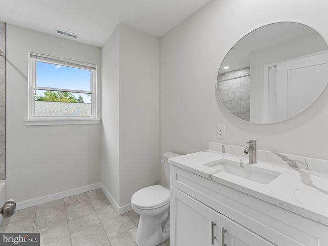 427 ALMONESSON RD, Blackwood, NJ 08012