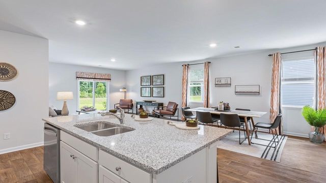 6006 Grangestone Lane, Ravenel, SC 29470