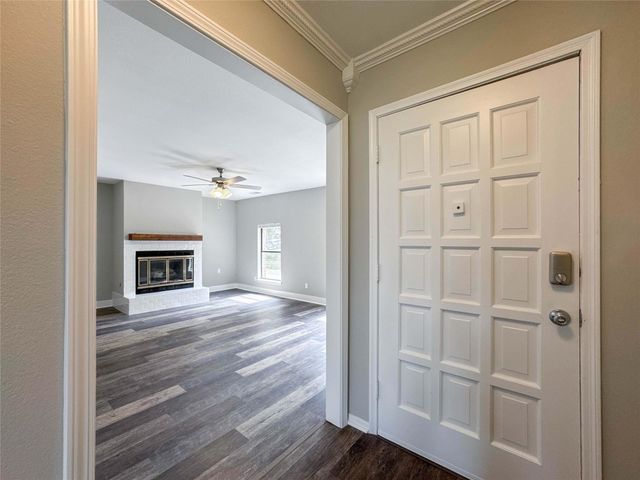 4208 Pine Shadows Street, Dickinson, TX 77539